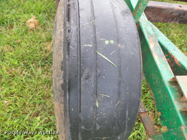 image for item FT9880 Implement trailer