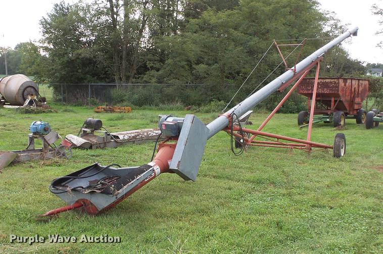 image for item FT9881 Hutchinson grain auger