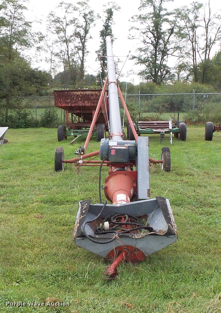image for item FT9881 Hutchinson grain auger