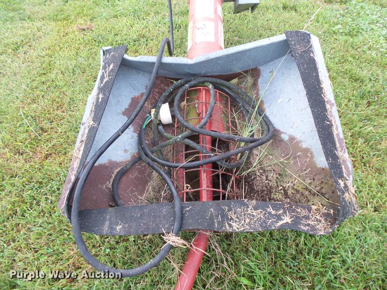 image for item FT9881 Hutchinson grain auger