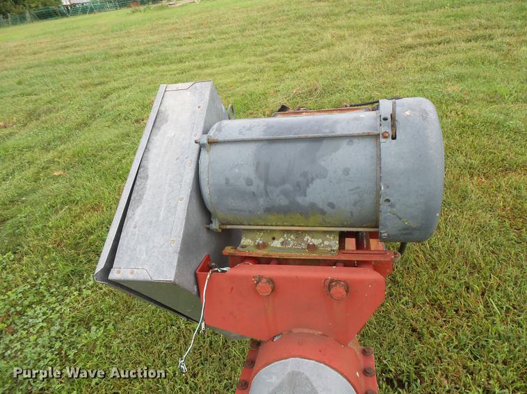 image for item FT9881 Hutchinson grain auger