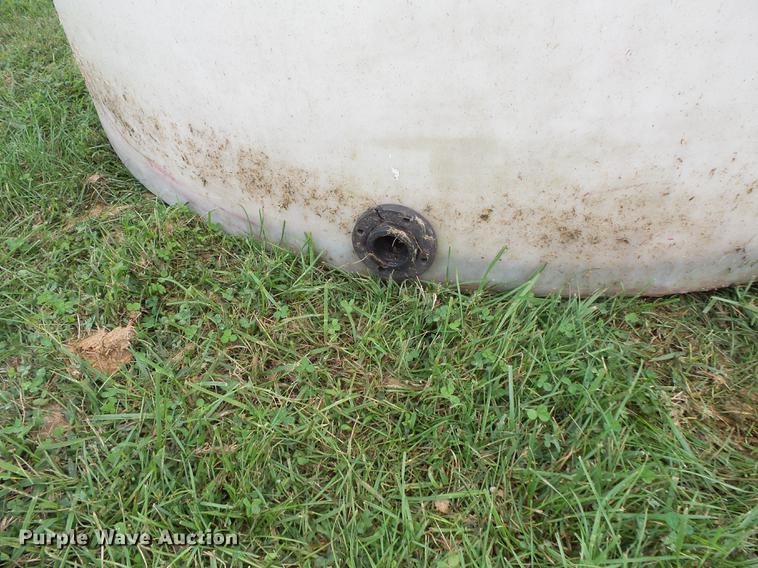 image for item FT9883 Poly tank