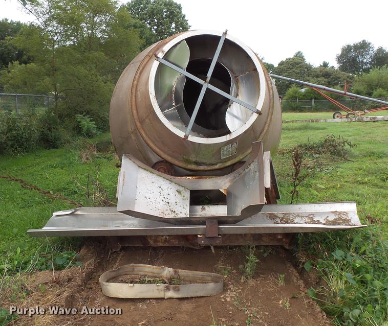 image for item FT9884 Wilson stainless steel blender