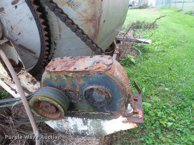 image for item FT9884 Wilson stainless steel blender