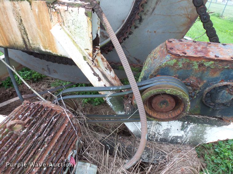 image for item FT9884 Wilson stainless steel blender