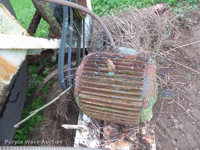 image for item FT9884 Wilson stainless steel blender