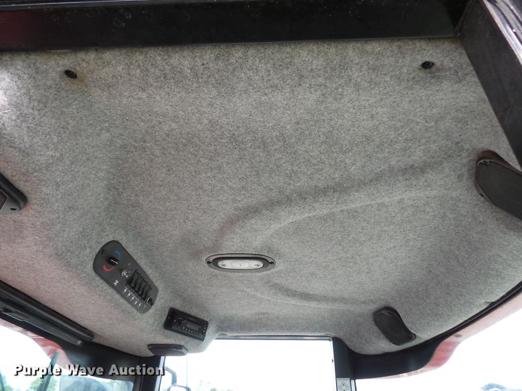 image for item FT9885 2009 Apache AS715 sprayer