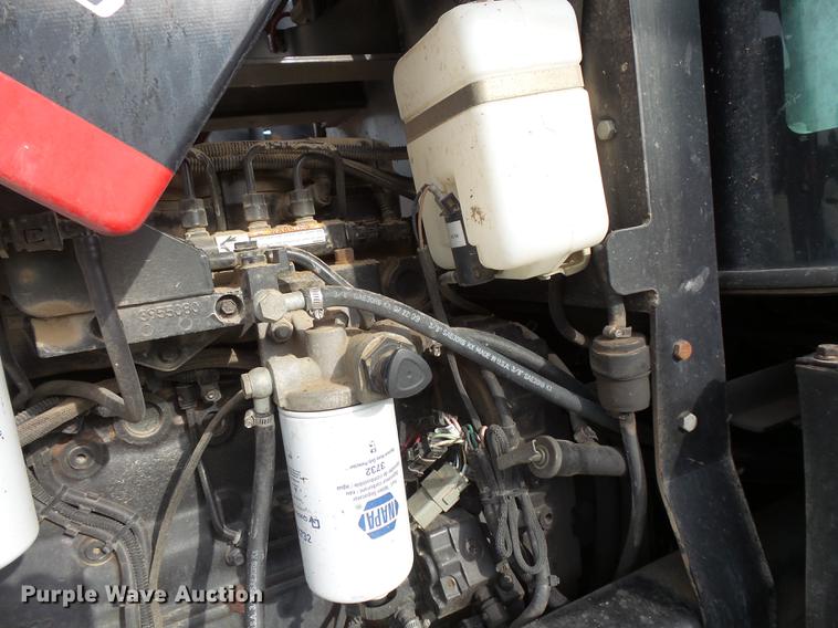 image for item FT9885 2009 Apache AS715 sprayer