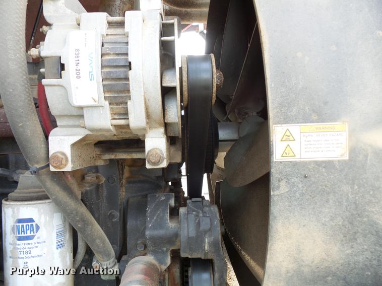 image for item FT9885 2009 Apache AS715 sprayer