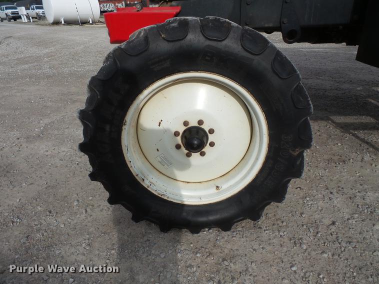 image for item FT9885 2009 Apache AS715 sprayer