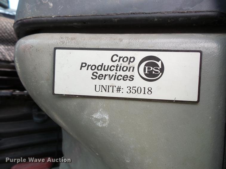 image for item FT9885 2009 Apache AS715 sprayer