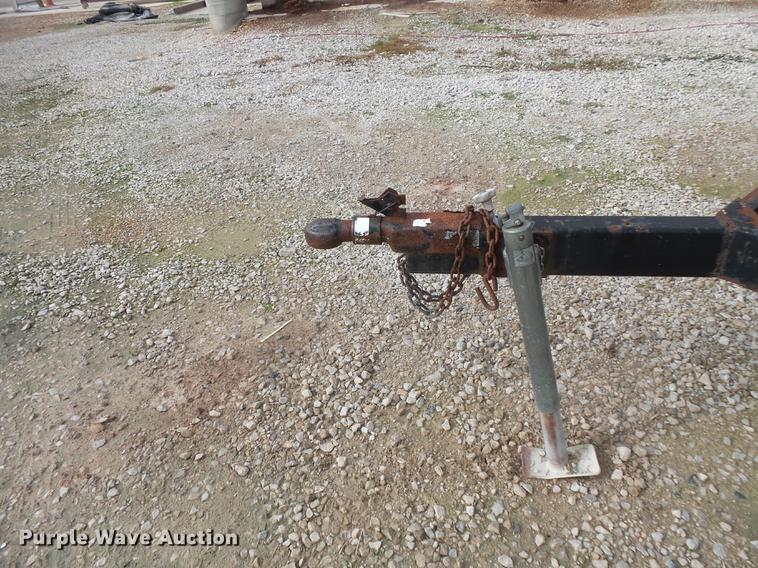 image for item FT9887 Friesen 220 seed tender