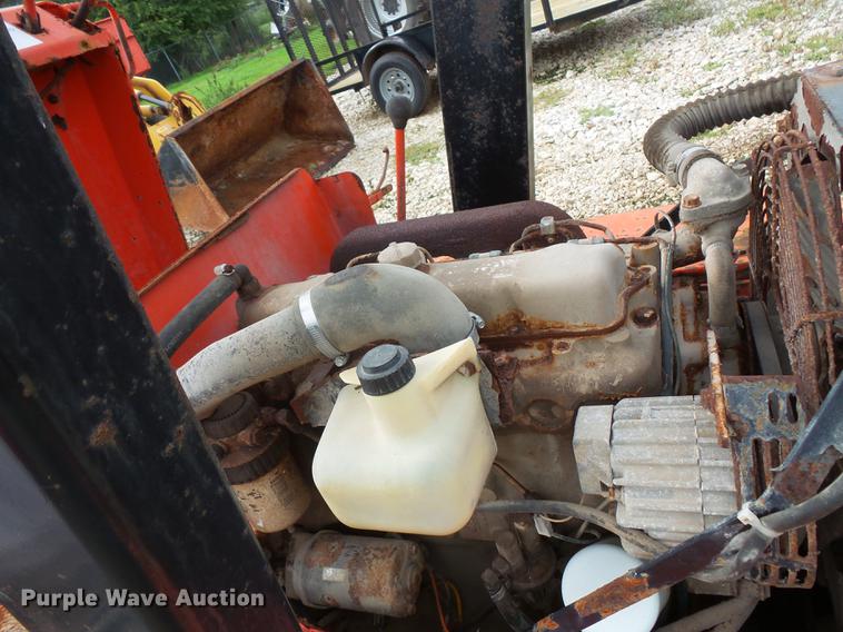 image for item FT9888 Willmar Wrangler wheel loader