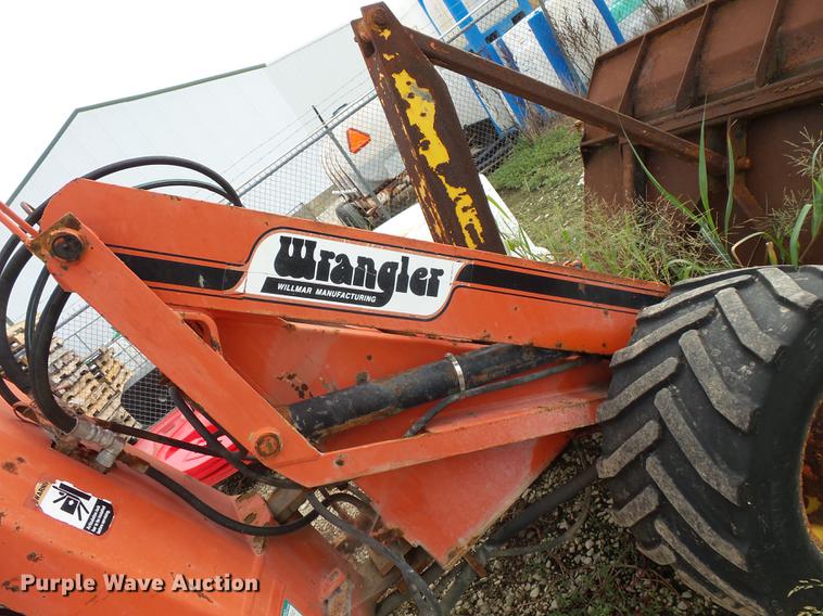 image for item FT9888 Willmar Wrangler wheel loader