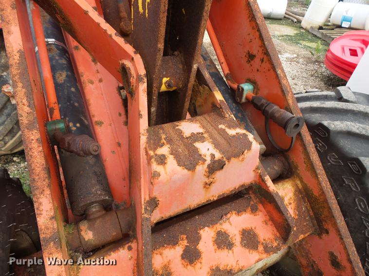 image for item FT9888 Willmar Wrangler wheel loader