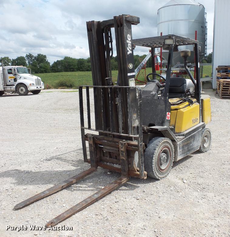 image for item FT9889 Yale GLP050RGNUAE090 forklift