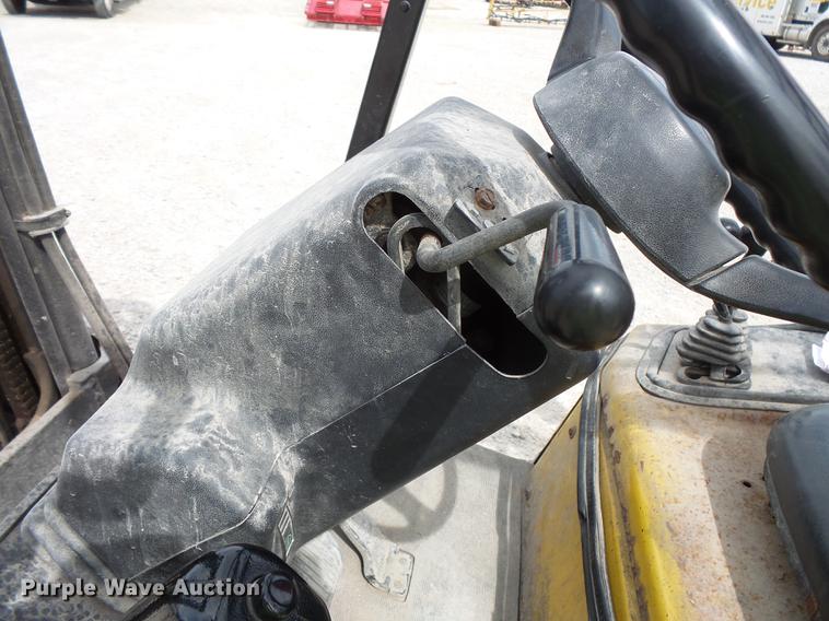 image for item FT9889 Yale GLP050RGNUAE090 forklift