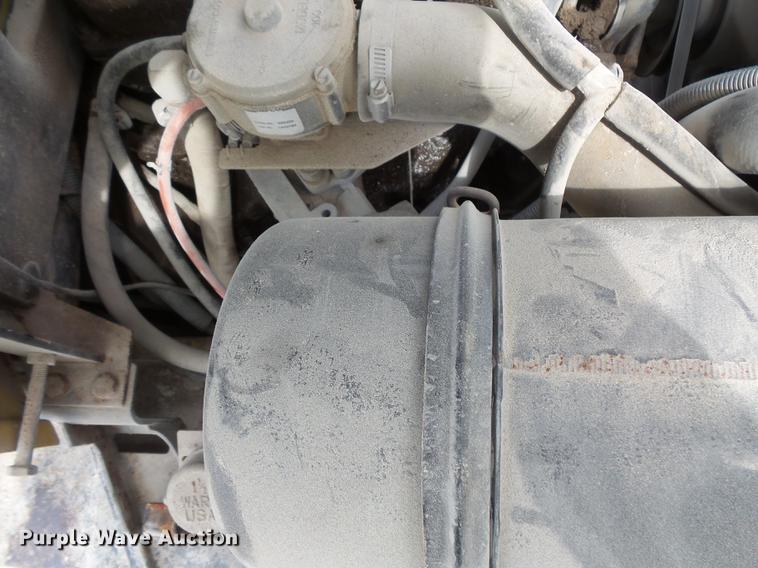 image for item FT9889 Yale GLP050RGNUAE090 forklift