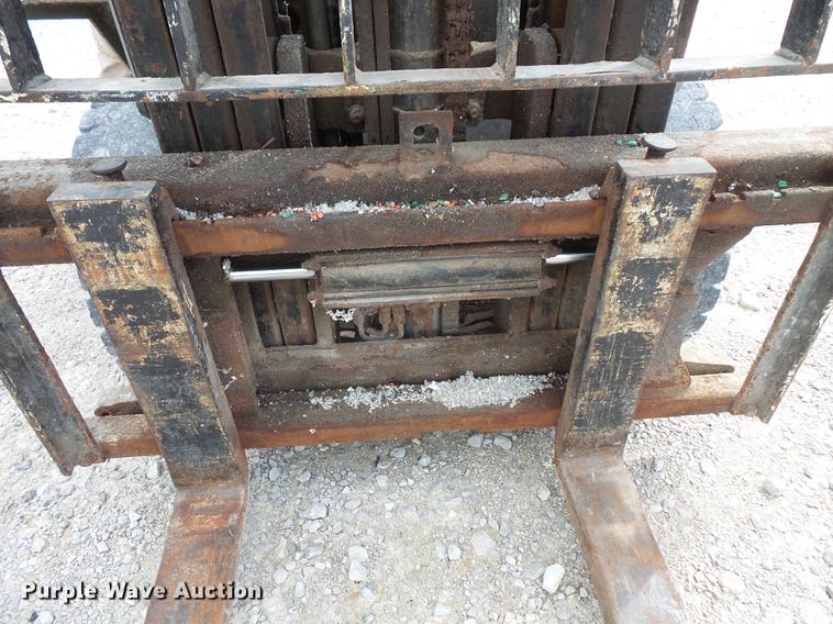 image for item FT9889 Yale GLP050RGNUAE090 forklift