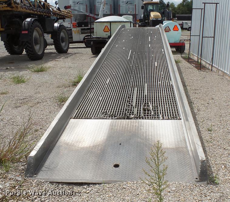 image for item FT9890 Magcoa AA-2076-6 aluminum loading ramp