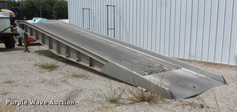 image for item FT9890 Magcoa AA-2076-6 aluminum loading ramp