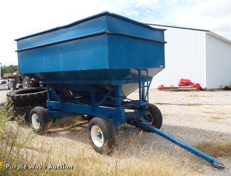 image for item FT9891 Gravity wagon