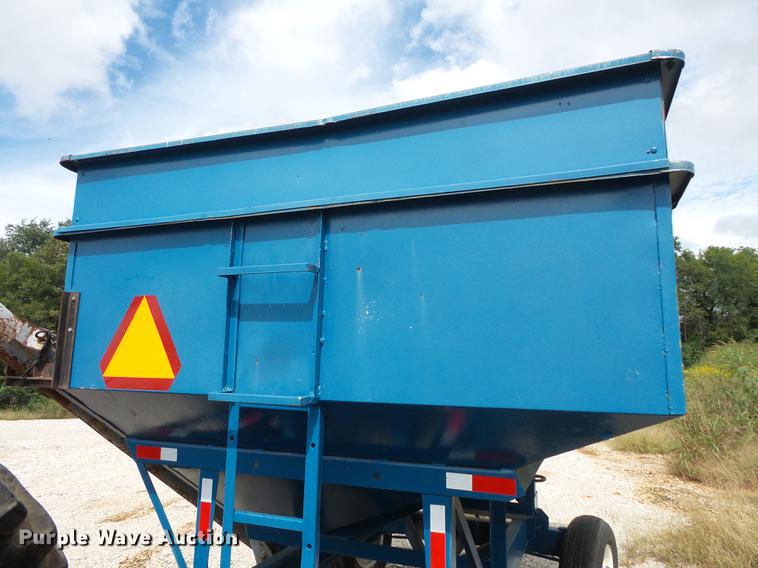 image for item FT9891 Gravity wagon