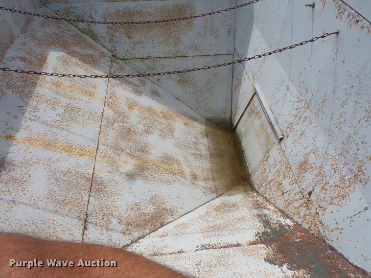 image for item FT9891 Gravity wagon