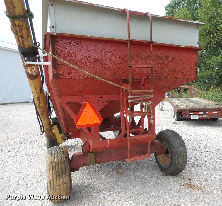 image for item FT9892 Gravity wagon