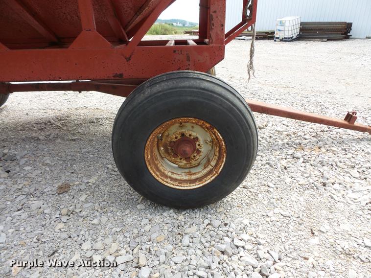 image for item FT9892 Gravity wagon