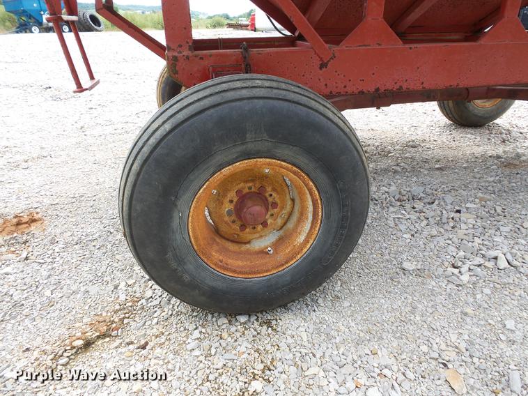 image for item FT9892 Gravity wagon