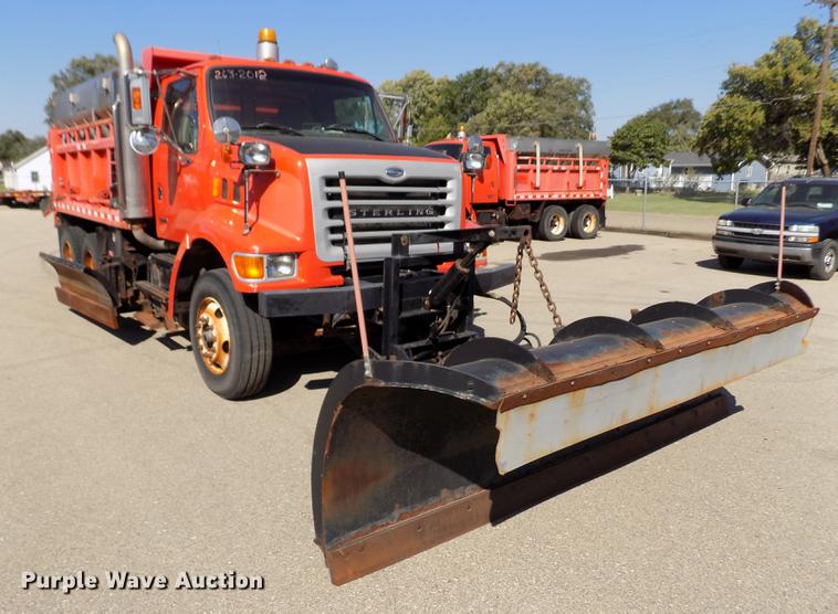 image for item DB4750 2003 Sterling LT7501 dump truck