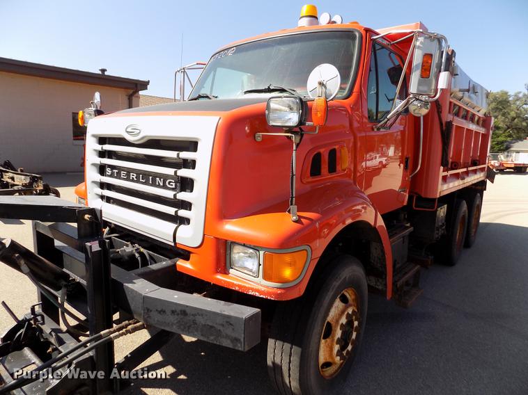 image for item DB4750 2003 Sterling LT7501 dump truck