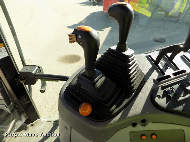 image for item DB4751 2004 Case MXU-100 tractor