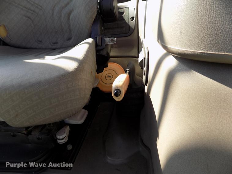 image for item DB4751 2004 Case MXU-100 tractor