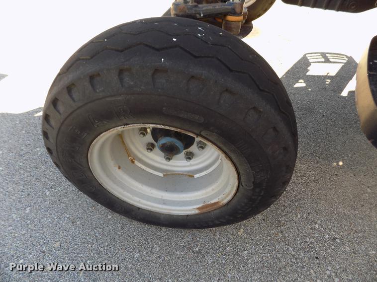 image for item DB4751 2004 Case MXU-100 tractor