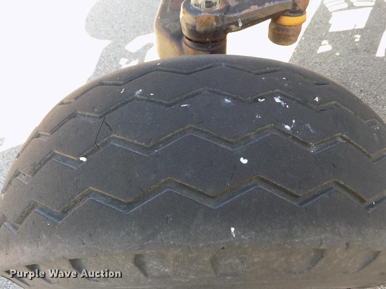 image for item DB4751 2004 Case MXU-100 tractor