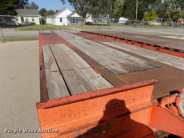 image for item DB4752 2002 Evaco Superline tilt deck equipment trailer