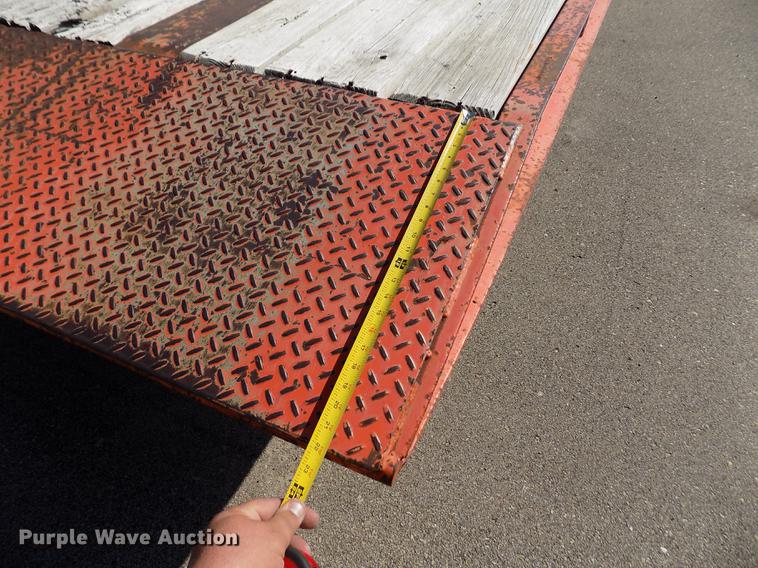 image for item DB4752 2002 Evaco Superline tilt deck equipment trailer