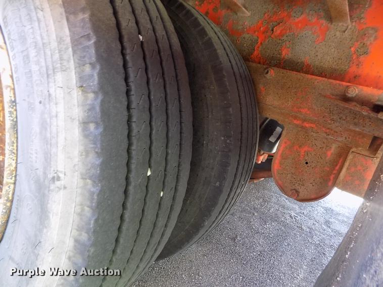 image for item DB4752 2002 Evaco Superline tilt deck equipment trailer