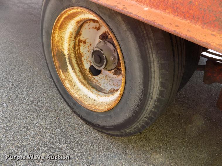 image for item DB4752 2002 Evaco Superline tilt deck equipment trailer