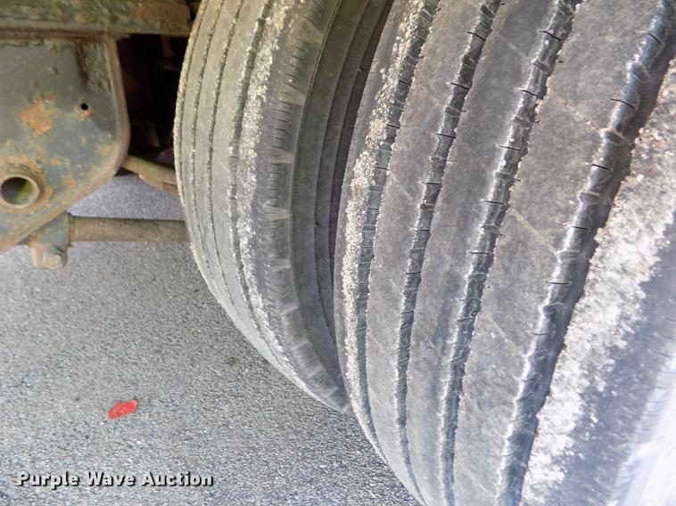 image for item DB4753 2003 Trail Eze TE40PSA-32 tilt deck equipment trailer