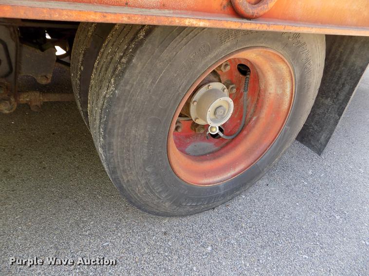 image for item DB4753 2003 Trail Eze TE40PSA-32 tilt deck equipment trailer