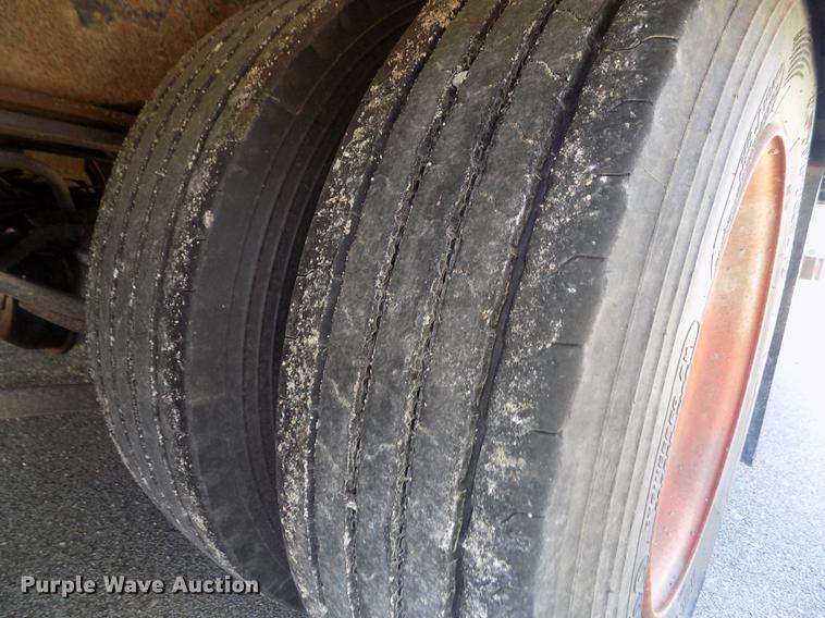 image for item DB4753 2003 Trail Eze TE40PSA-32 tilt deck equipment trailer