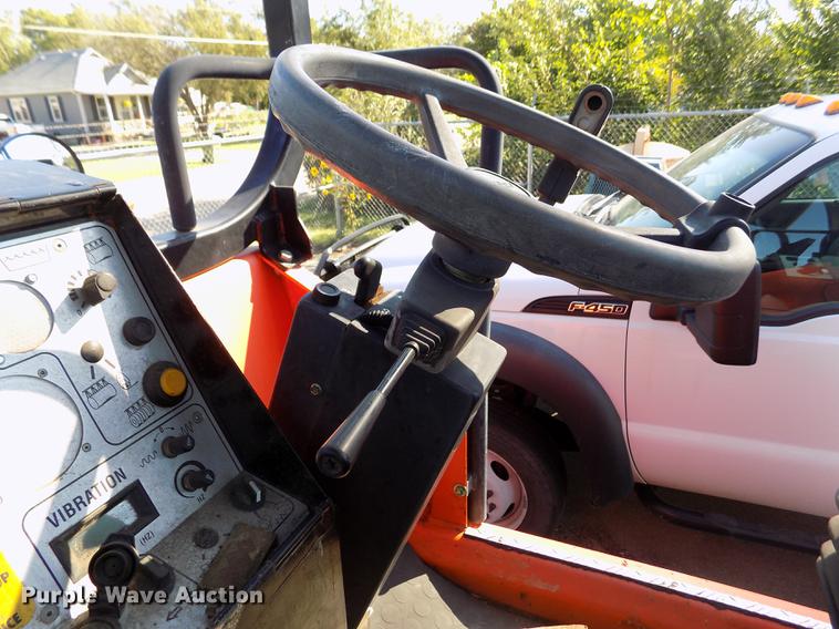 image for item DB4755 1999 Hamm DV6K combination roller