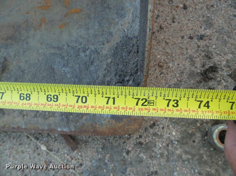 image for item DD5889 2001 Bobcat 863G skid steer