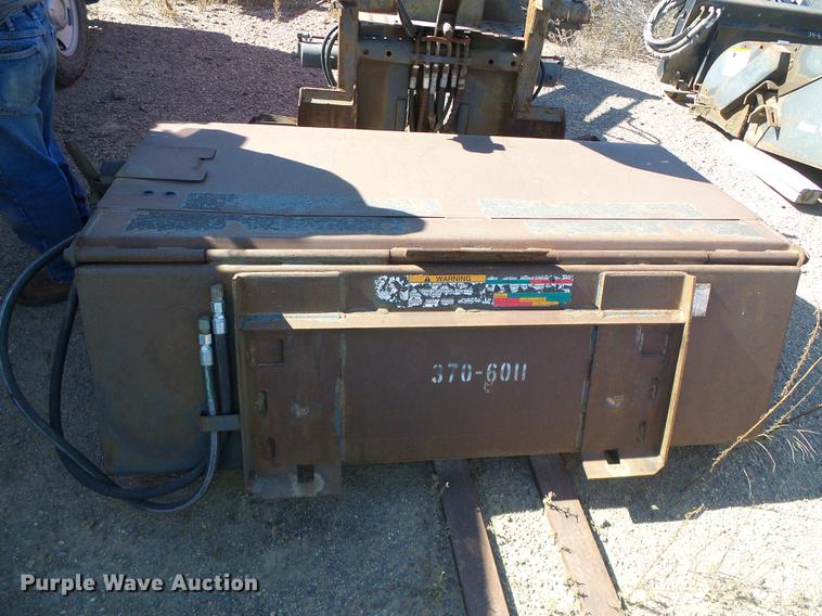 image for item DD5889 2001 Bobcat 863G skid steer