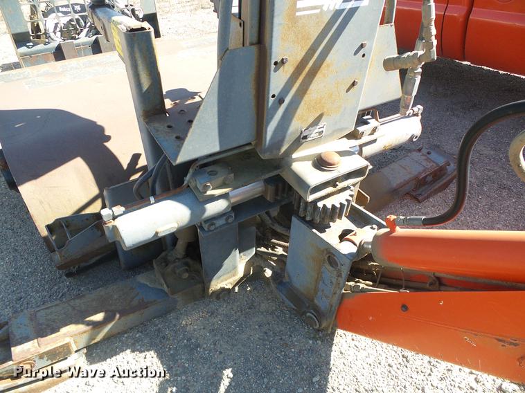image for item DD5889 2001 Bobcat 863G skid steer