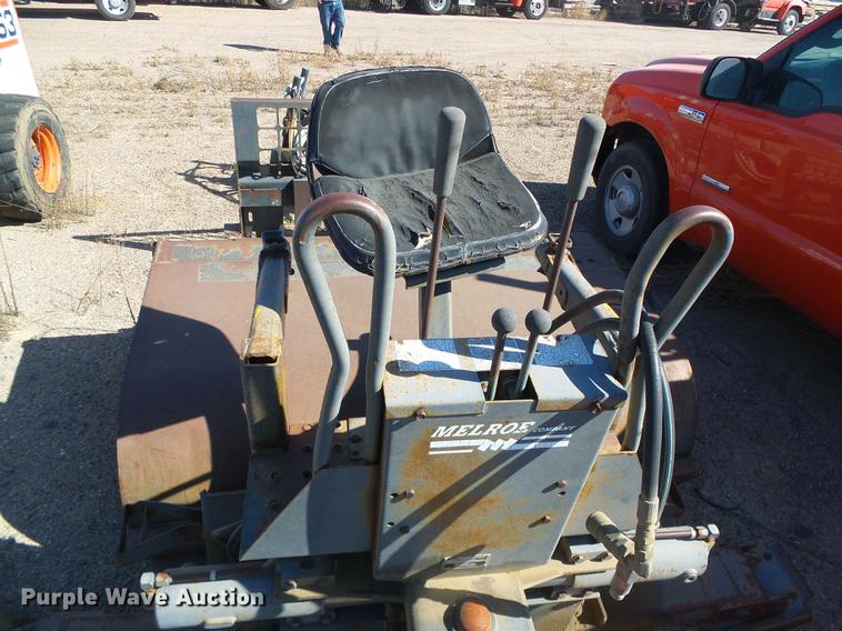 image for item DD5889 2001 Bobcat 863G skid steer