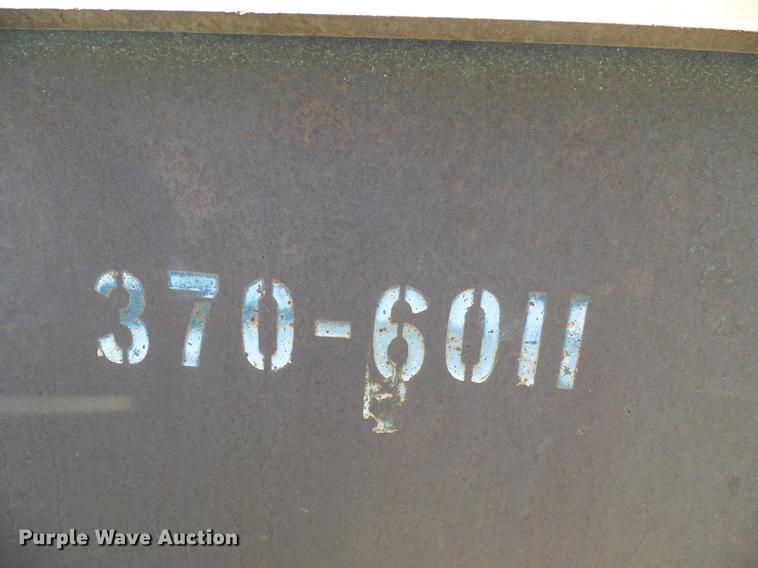 image for item DD5889 2001 Bobcat 863G skid steer